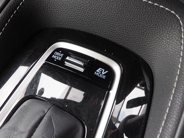 TOYOTA COROLLA SPORT HYBRID 2018 Image 31