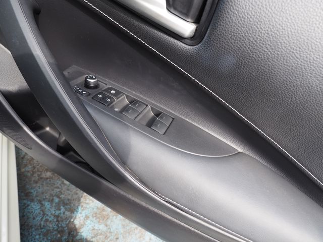 TOYOTA COROLLA SPORT HYBRID 2018 Image 31