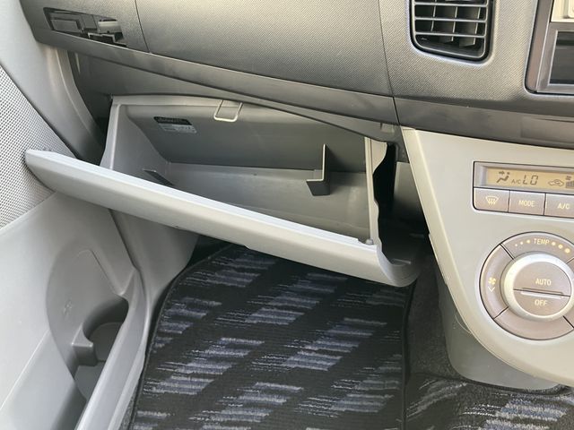 DAIHATSU MOVE 2006 Image 31