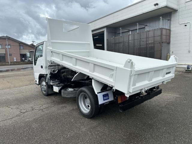 ISUZU ELF 2013 Image 31