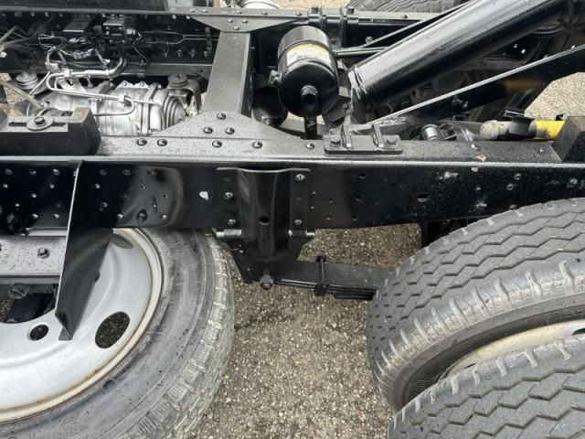 ISUZU ELF 2013 Image 31