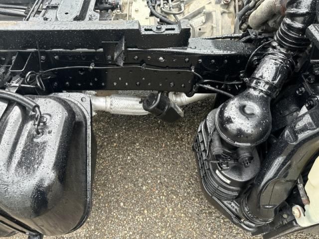 ISUZU ELF 2013 Image 31