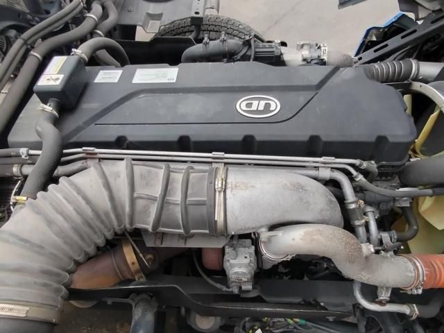 NISSAN DIESEL QUON 2019 Image 31