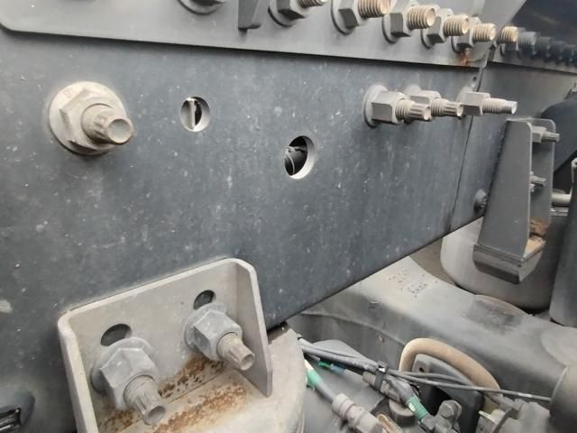 NISSAN DIESEL QUON 2019 Image 31