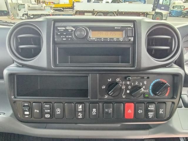 TOYOTA DYNA 2025 Image 31