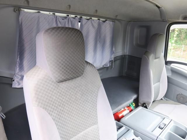 ISUZU FORWARD 2015 Image 31