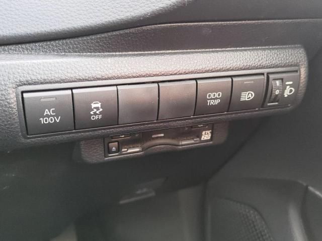 TOYOTA COROLLA SPORT HYBRID 2023 Image 31