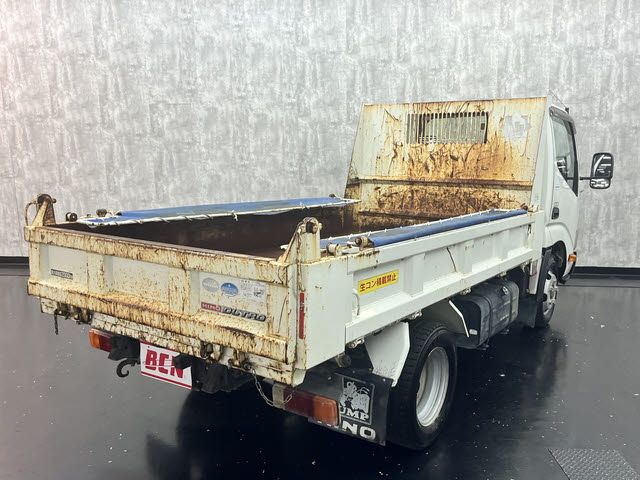 HINO DUTRO 2017 Image 31