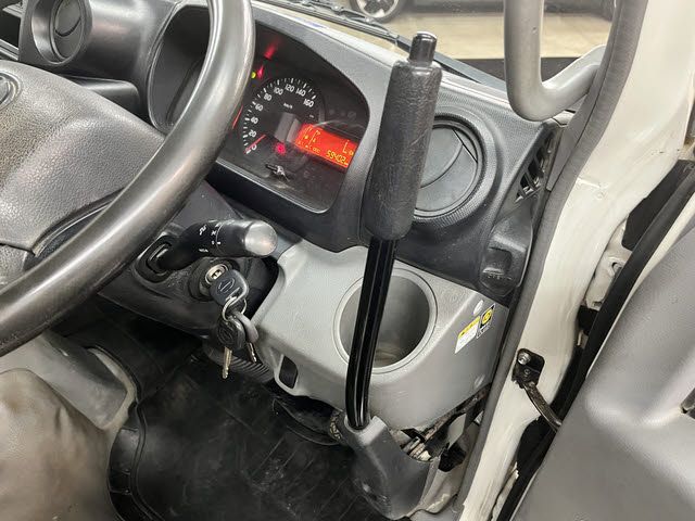 HINO DUTRO 2017 Image 31