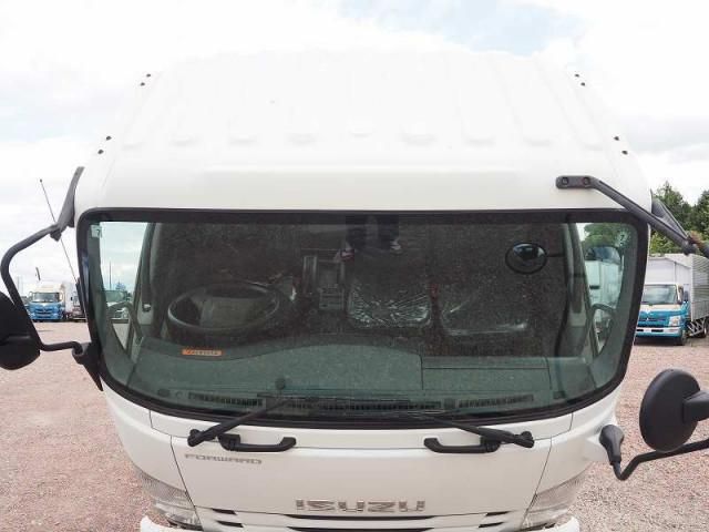ISUZU FORWARD 2017 Image 31