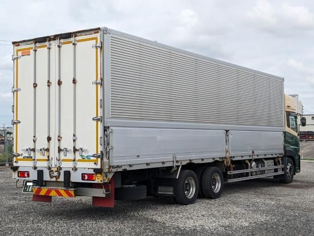 NISSAN DIESEL QUON 2018 Image 31