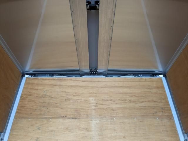 NISSAN DIESEL QUON 2018 Image 31