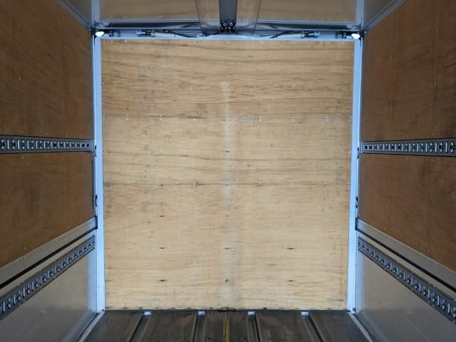 NISSAN DIESEL QUON 2018 Image 31