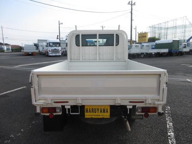 TOYOTA DYNA 2017 Image 31