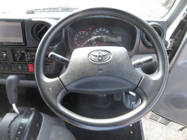 TOYOTA DYNA 2017 Image 31