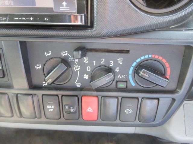 TOYOTA DYNA 2017 Image 31