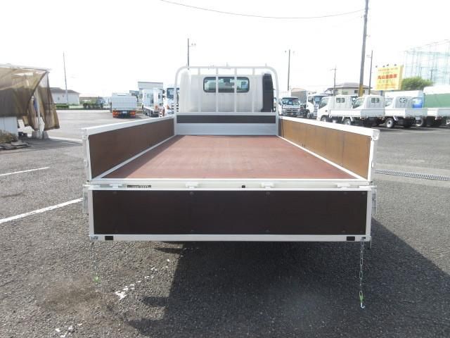 HINO DUTRO 2025 Image 31