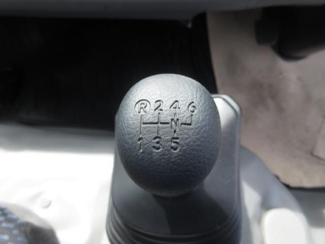 HINO DUTRO 2025 Image 31