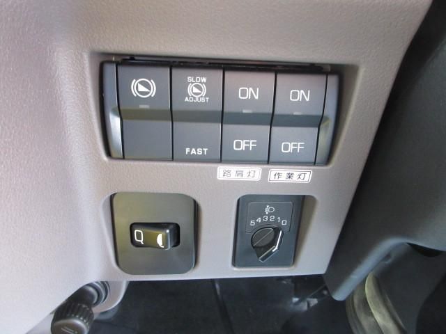 MITSUBISHI CANTER 2024 Image 31