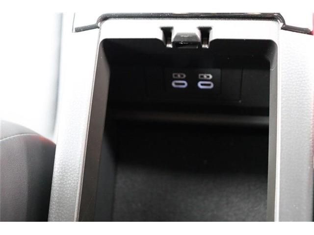 TOYOTA PRIUS 2023 Image 31