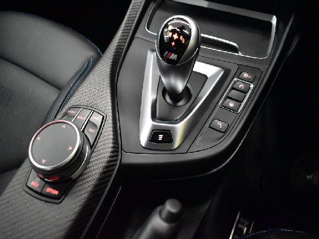 BMW M2 COUPE 2020 Image 31