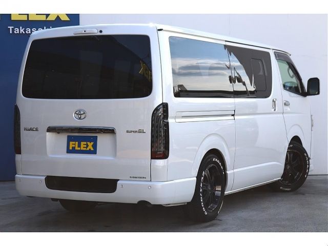 TOYOTA HIACE VAN 2WD 2020 Image 31