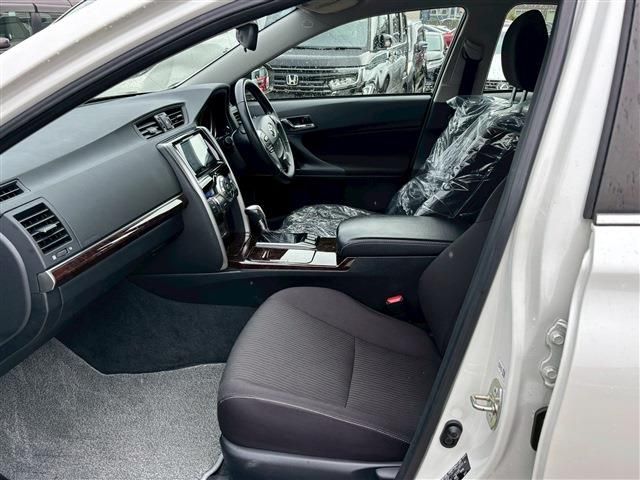 TOYOTA MARK X 2019 Image 31