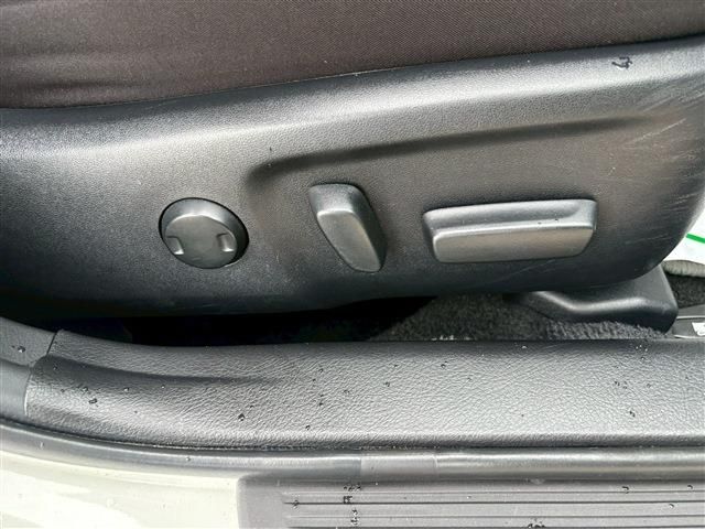 TOYOTA MARK X 2019 Image 31