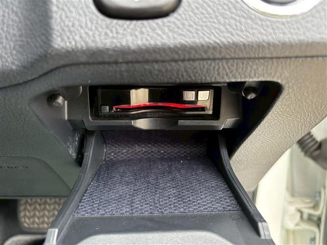 TOYOTA MARK X 2019 Image 31