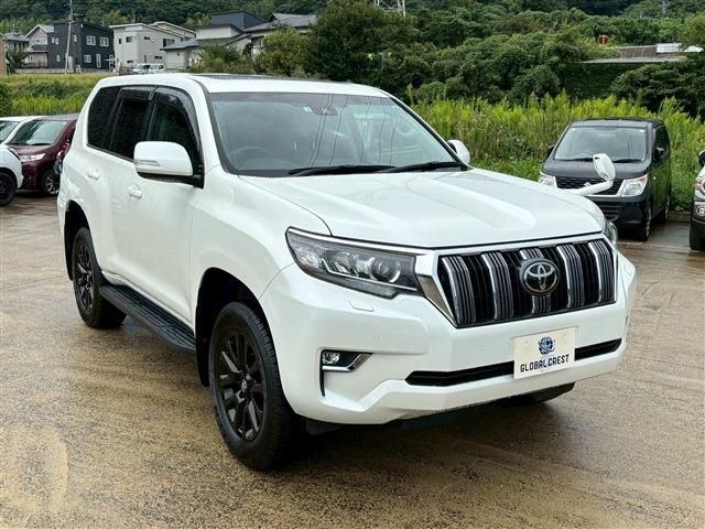TOYOTA LANDCRUISER PRADO 2022 Image 31