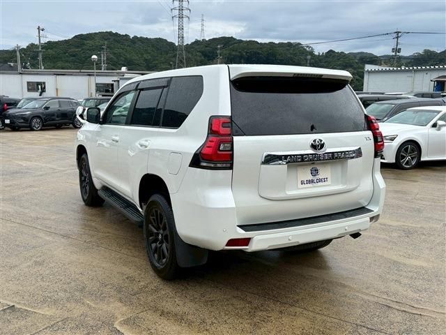 TOYOTA LANDCRUISER PRADO 2022 Image 31