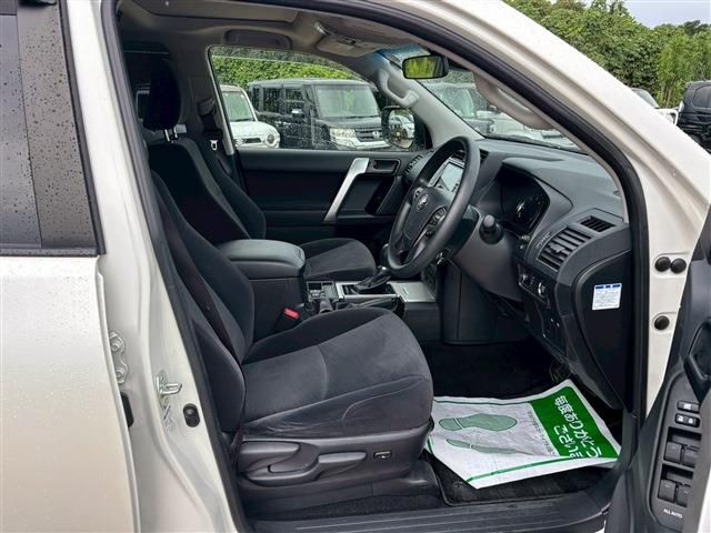 TOYOTA LANDCRUISER PRADO 2022 Image 31