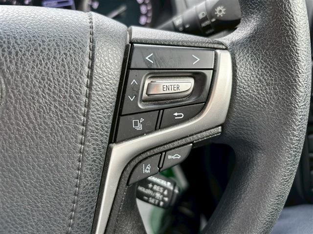 TOYOTA LANDCRUISER PRADO 2022 Image 31