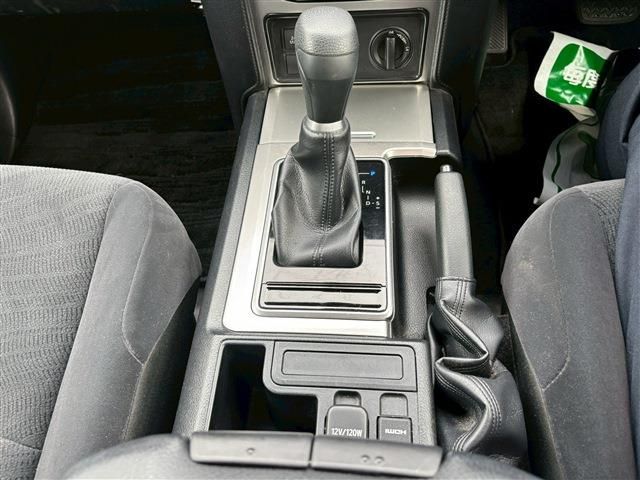 TOYOTA LANDCRUISER PRADO 2022 Image 31