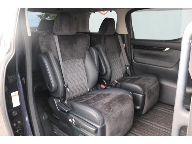 TOYOTA ALPHARD HYBRID 4WD 2017 Image 31