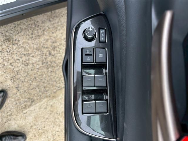 TOYOTA CROWN SPORT 2024 Image 31