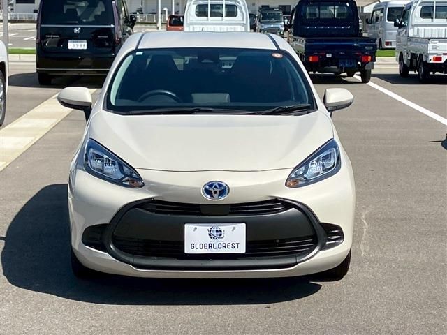 TOYOTA AQUA 2023 Image 31