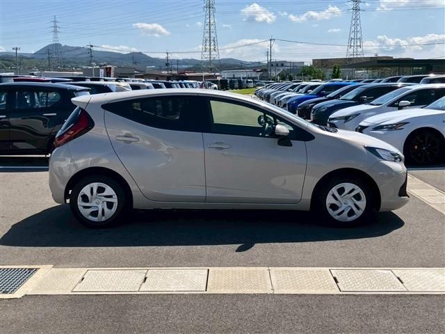 TOYOTA AQUA 2023 Image 31