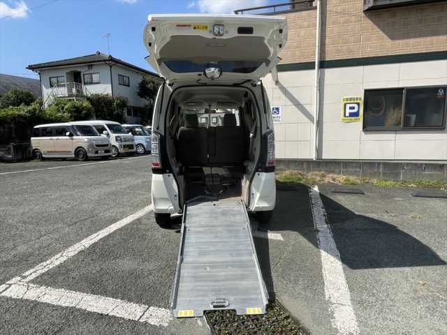 HONDA N BOX+ 2015 Image 31