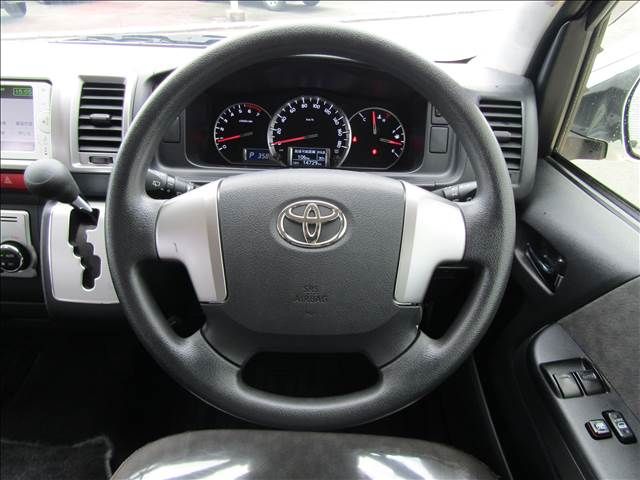 TOYOTA HIACE WAGON 2014 Image 31