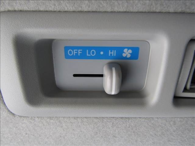 TOYOTA HIACE WAGON 2014 Image 31