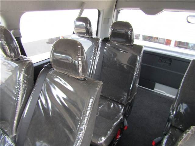 TOYOTA HIACE WAGON 2014 Image 31
