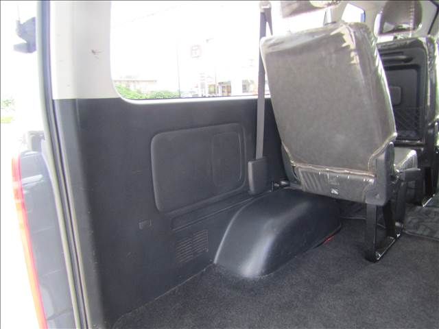 TOYOTA HIACE WAGON 2014 Image 31