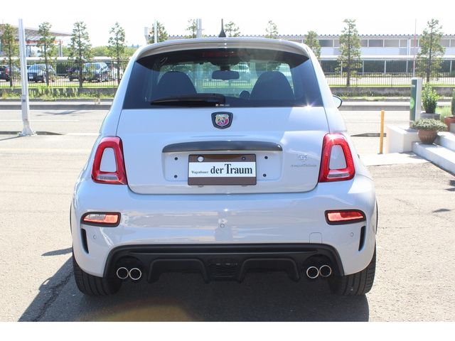 FIAT ABARTH 595 2021 Image 31