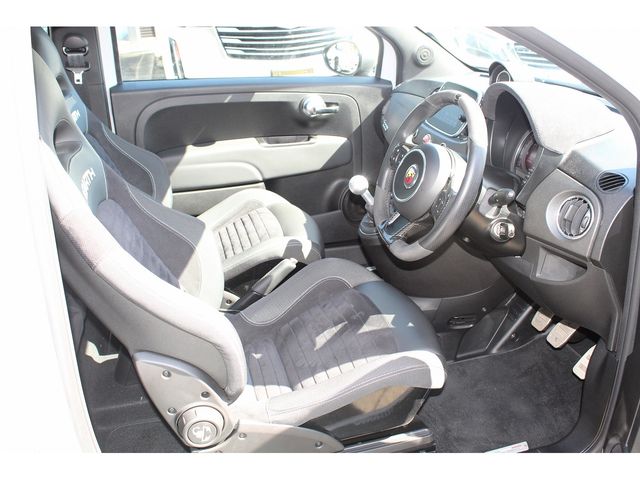 FIAT ABARTH 595 2021 Image 31