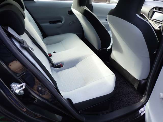 TOYOTA AQUA 2012 Image 31