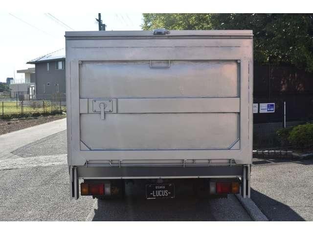 ISUZU ELF 2005 Image 31