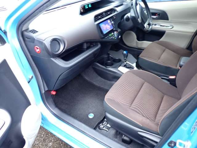 TOYOTA AQUA 2012 Image 31