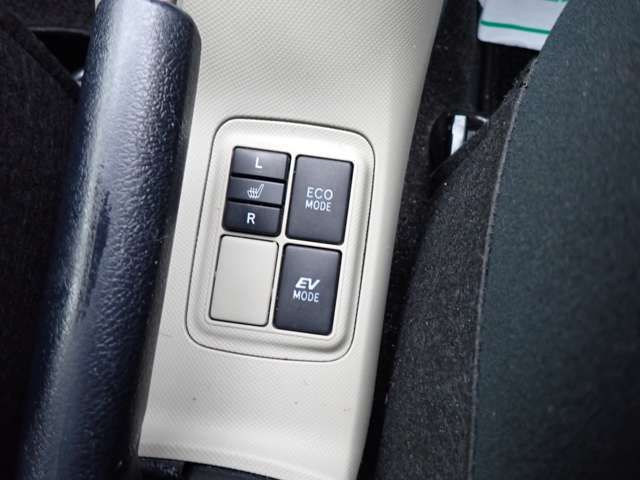 TOYOTA AQUA 2012 Image 31