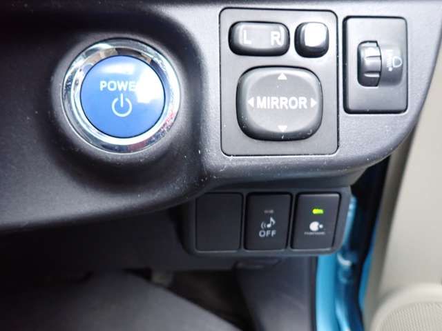 TOYOTA AQUA 2012 Image 31